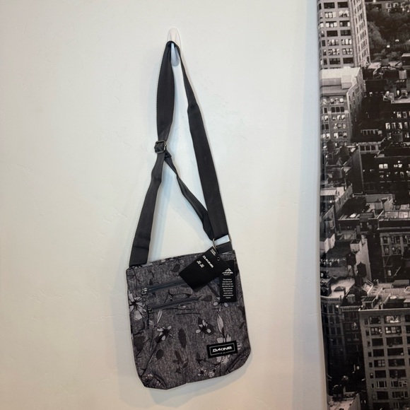 Dakine Handbags - NWT Dakine Jo Jo Crossbody Bag
